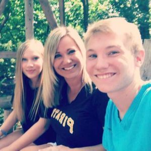 Meet your Posher, Alisa